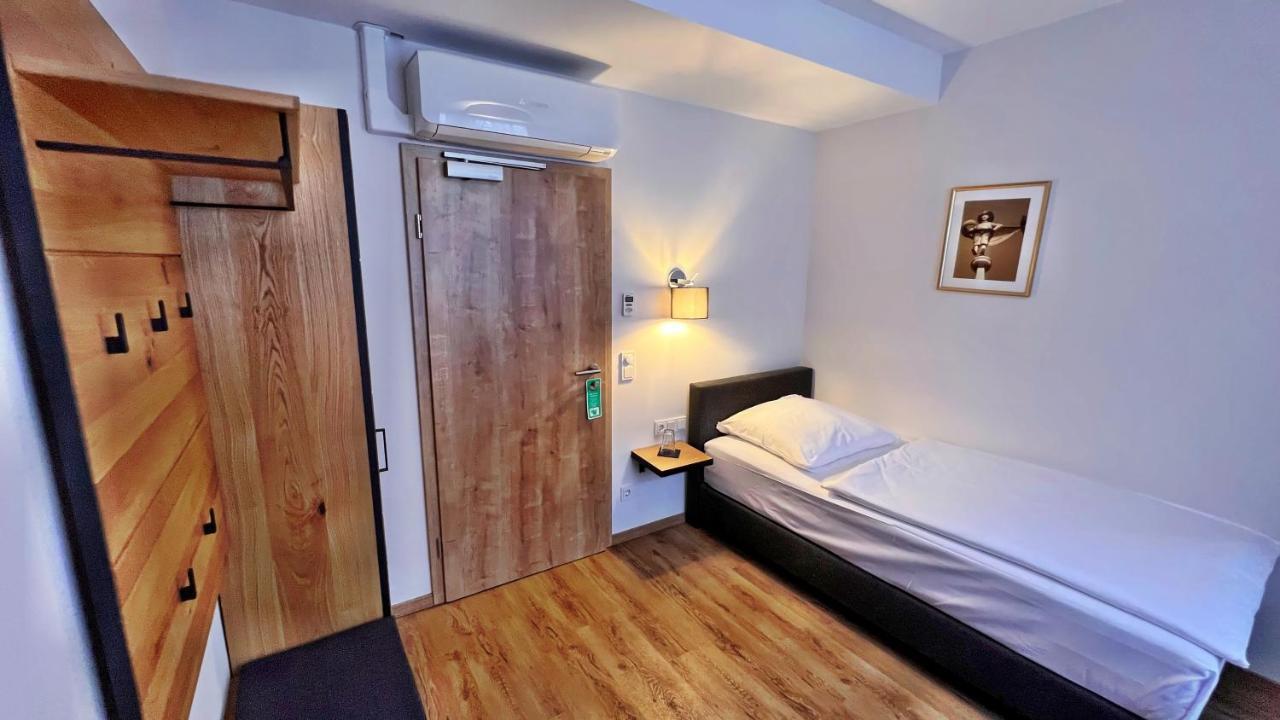 Hotel Zu Den Drei Kronen Seligenstadt Exteriér fotografie